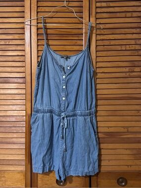 BE COOL Light Blue Denim-Style Romper